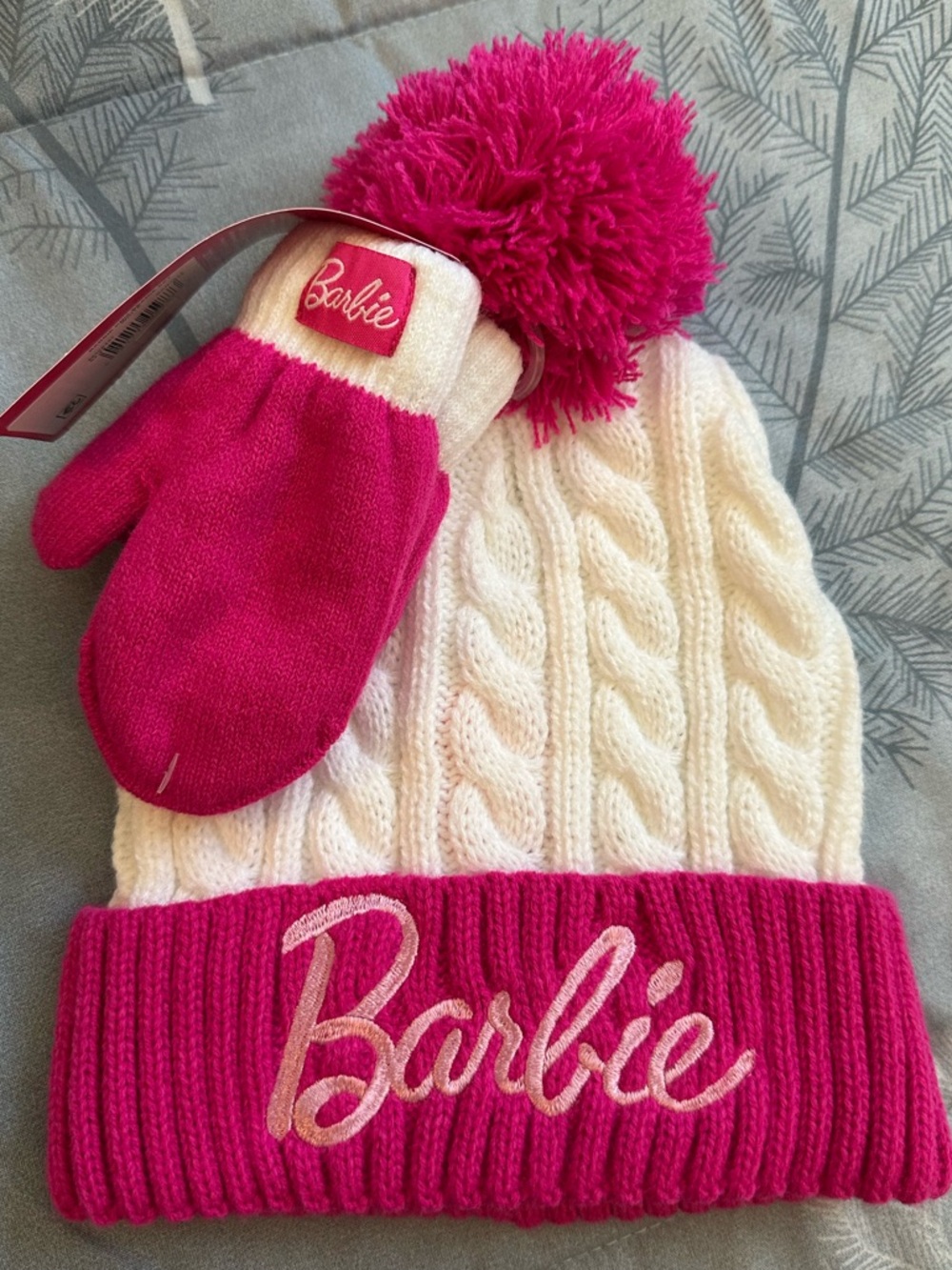 NWTS Barbie Pink Cable Knit Pom Hat with Matching Pink Mittens Toddler Sz 2T-5T - Picture 1 of 7